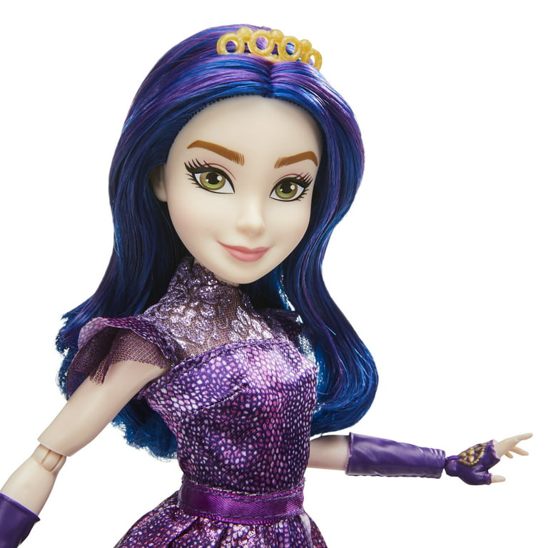  Disney Descendants Mal and Ben Dolls, Inspired by Disney The  Royal Wedding: A Descendants Story, Toys Include Outfits, Shoes, and  Fashion Accessories , Blue : Toys & Games