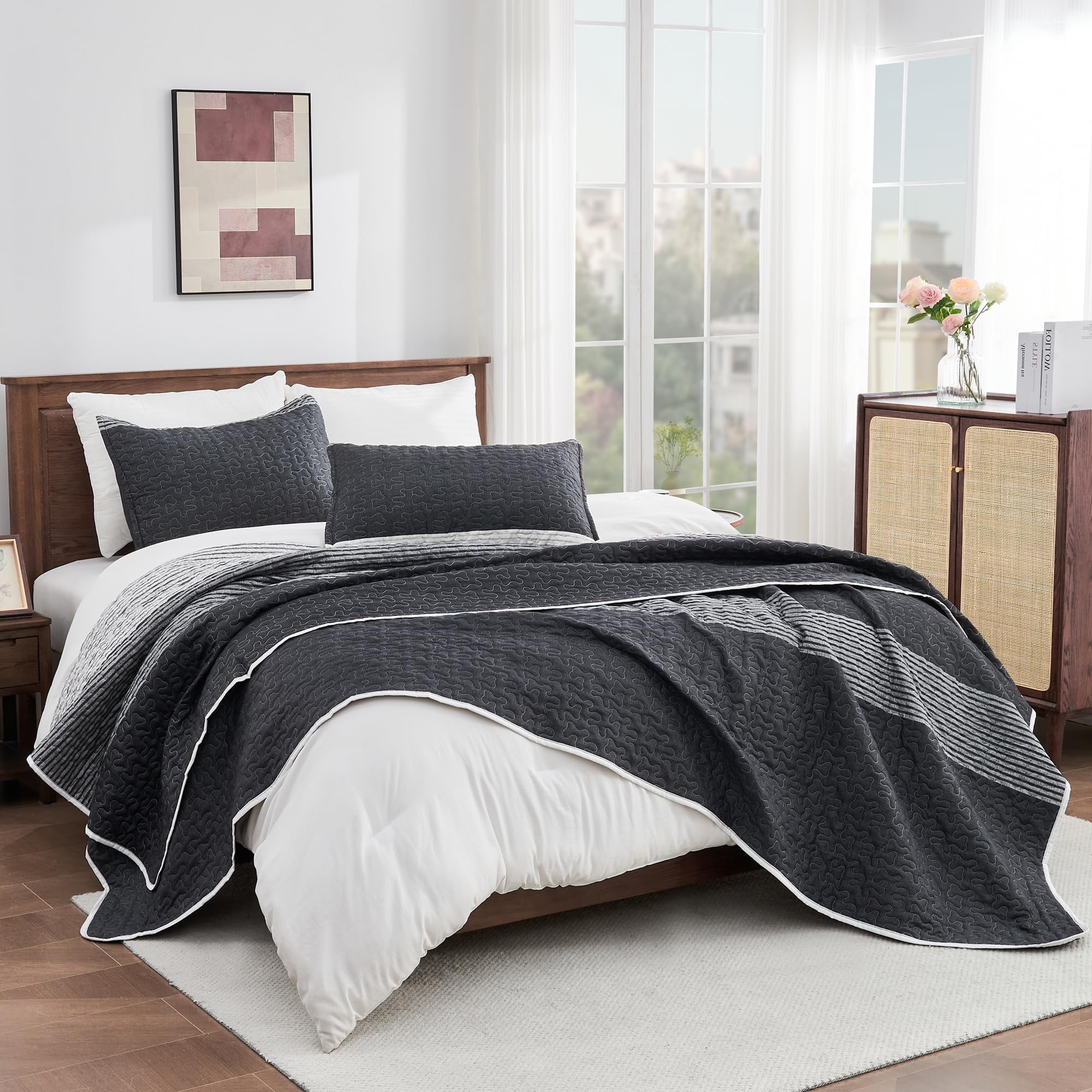 ANGENIA Queen Quilt Bedding Set Black and White, 3 Pieces Patchwork Striped Ultra Soft Lightweight Bedspreads, Coverlets Set with 2 Pillow Shams for All Seasons (90"x96")