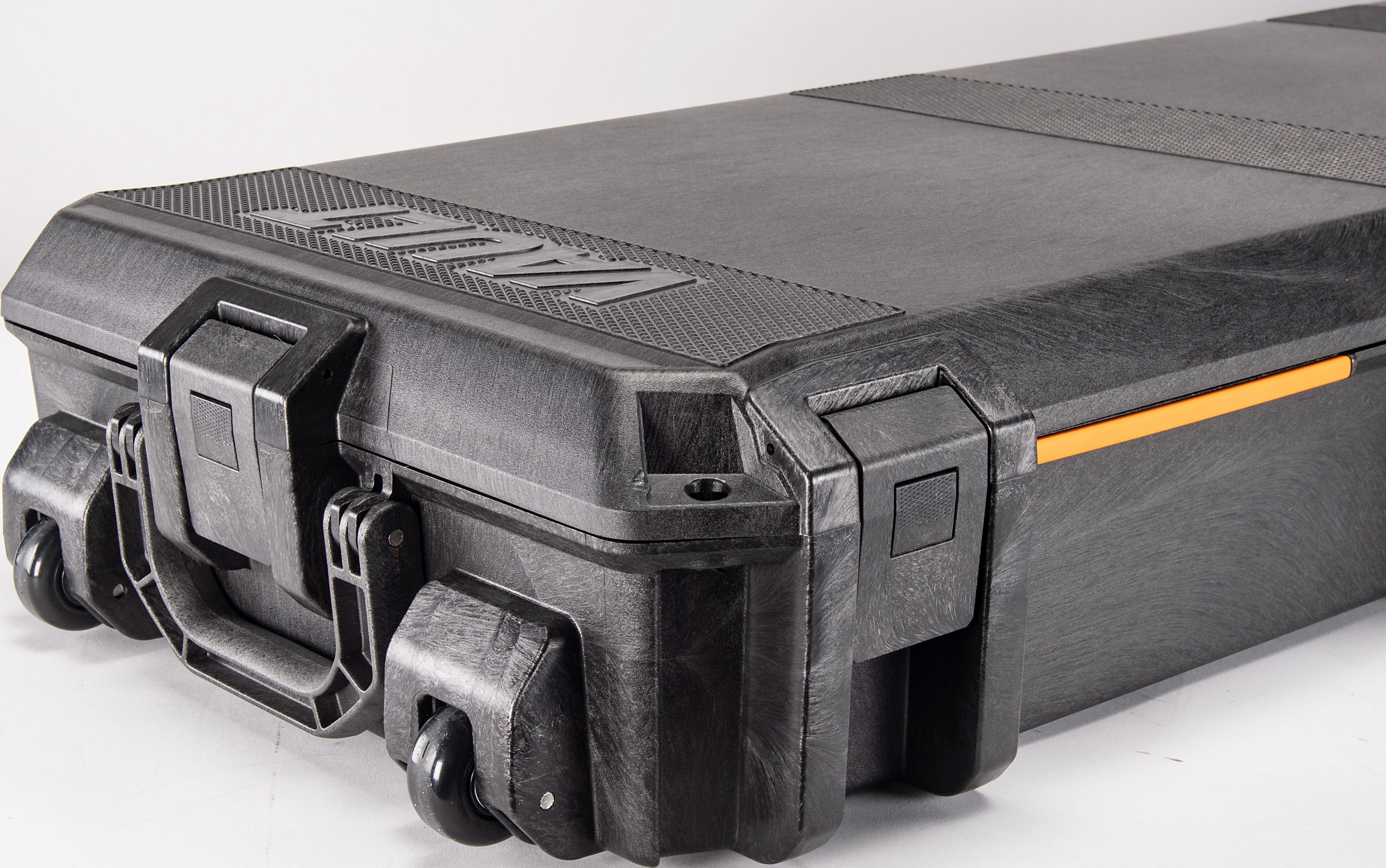Vault by Pelican Large V800 - Black