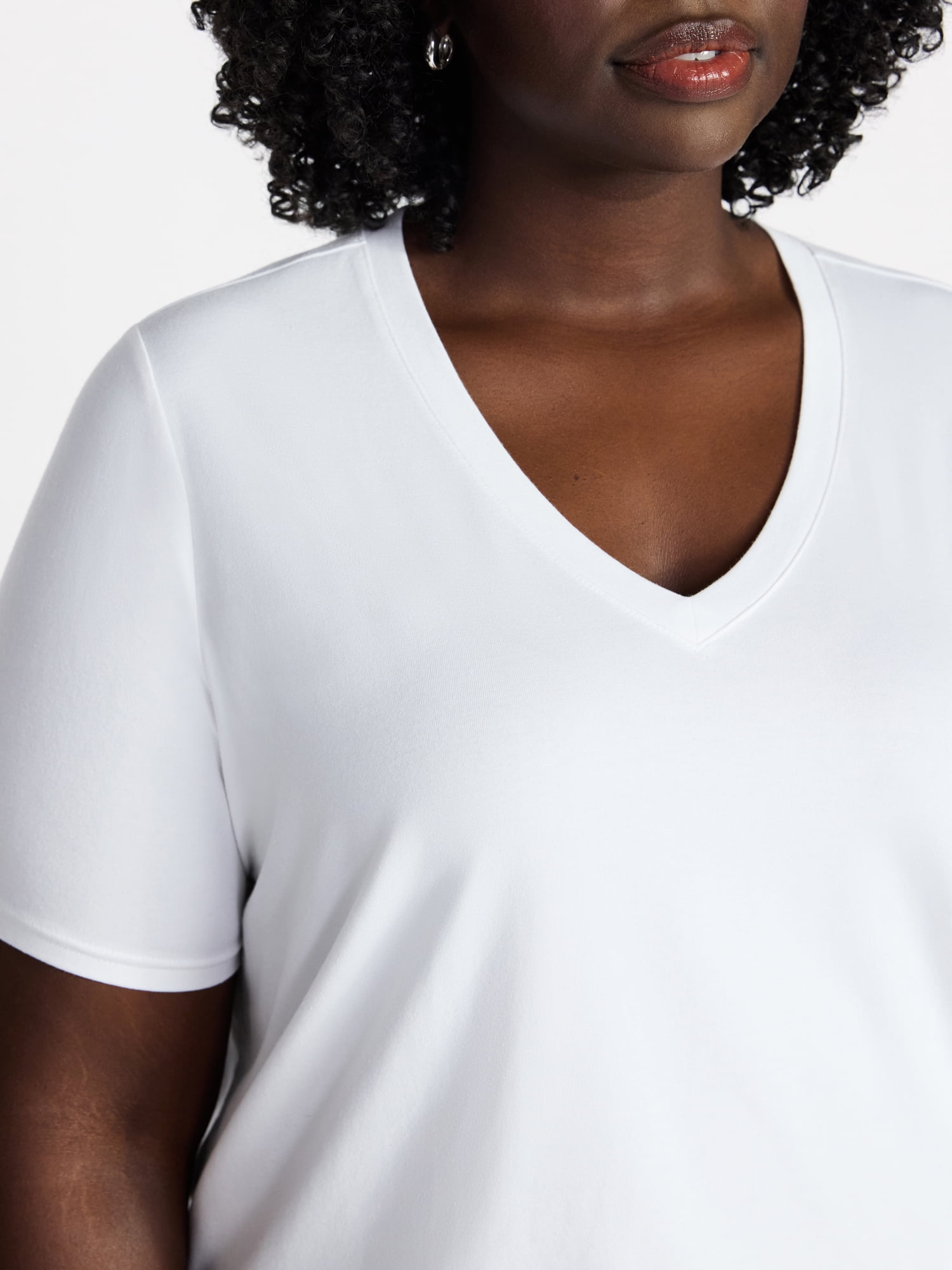 Terra & Sky Women's Plus Size V-Neck Tee with Short Sleeves, Size 0X-5X