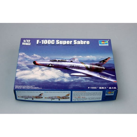 Trumpeter 01648 1/72 F-100C Super Sabre - Scale Model Kit
