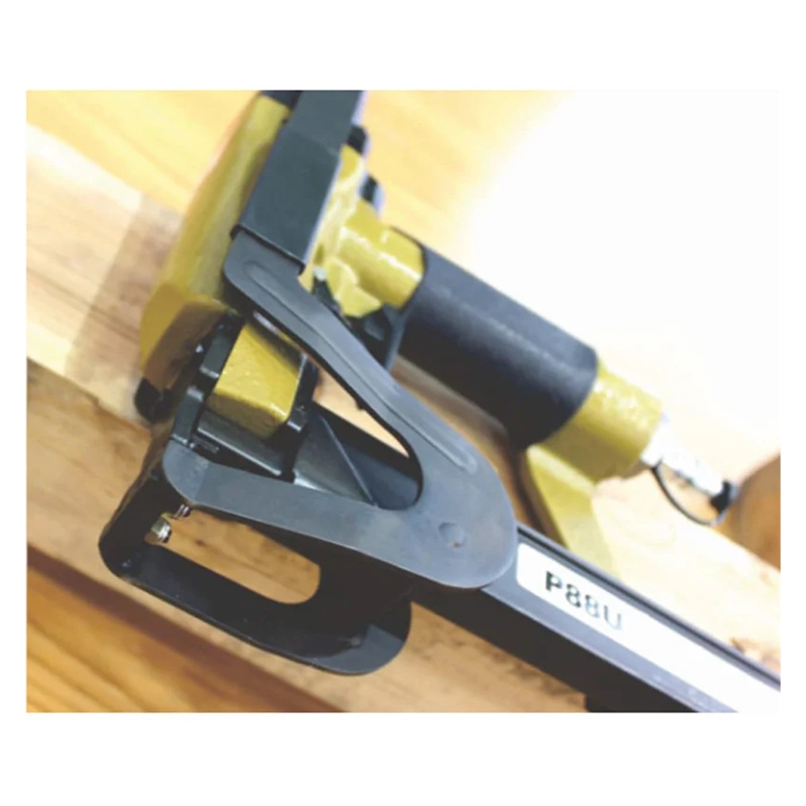 Pneumatic Nailing Gun, Brown Chip Air Nailing Gun, Sofa Cushion Cloth Blanket Woodworking Pneumatic Nail Gun Air Stapler P88U ,Power Tools