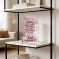 thumbnail image 4 of Decoración de escritorio para la graduación de la promoción de 2026: placa acrílica inspiradora con forma de birrete para regalos de graduación, recuerdo conmemorativo motivador para escritorio, 4 of 6