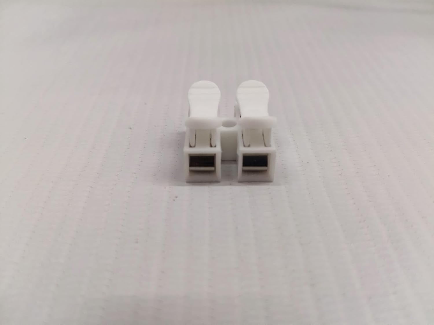 CH2 Cable Connectors 2 Pins Electrical Push Type Shock Resistant Wire Connector Quick Splice Lock Wire Terminal 220V 10A, Wire Connector, Electrical Clamp Connectors, (Pack of 25)