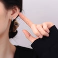 thumbnail image 4 of Pendientes de estrella para mujer, perfectos para cumpleaños, bodas y San Valentín, ideales para el día a día y ocasiones especiales, 4 of 8