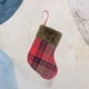 thumbnail image 5 of Pequeño calcetín navideño 6 piezas Adornos de calcetín de árbol de Navidad Decoraciones Calcetines colgantes a cuadros de 7 '' con puño de felpa para la decoración de la temporada de vacaciones famili yeacher 6 piezas, 5 of 7