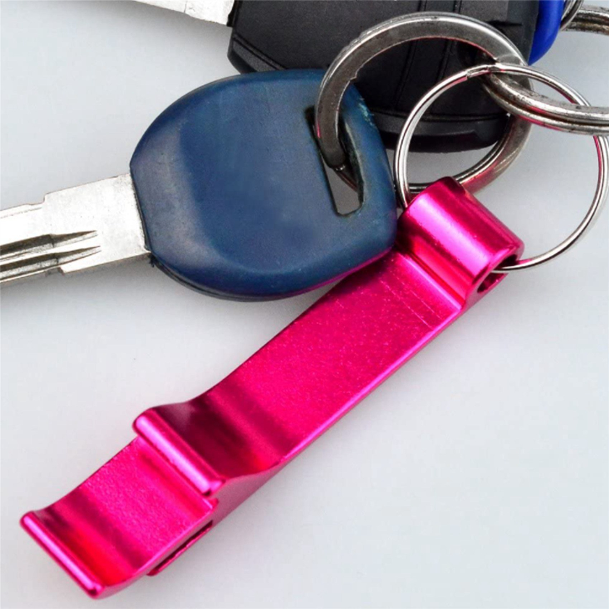 200Pcs 8 Color Metal Bottle Opener, Split Key Ring Chain Keychain Bulk Aluminum Pocket Claw Bar Soda Beer Bottle Opener
