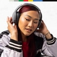thumbnail image 3 of Skullcandy Crusher Evo - Auriculares inalámbricos supraaurales con graves sensoriales con cable de carga, batería de 40 horas, micrófono, funciona con dispositivos iPhone, Android y Bluetooth, color g, 3 of 5