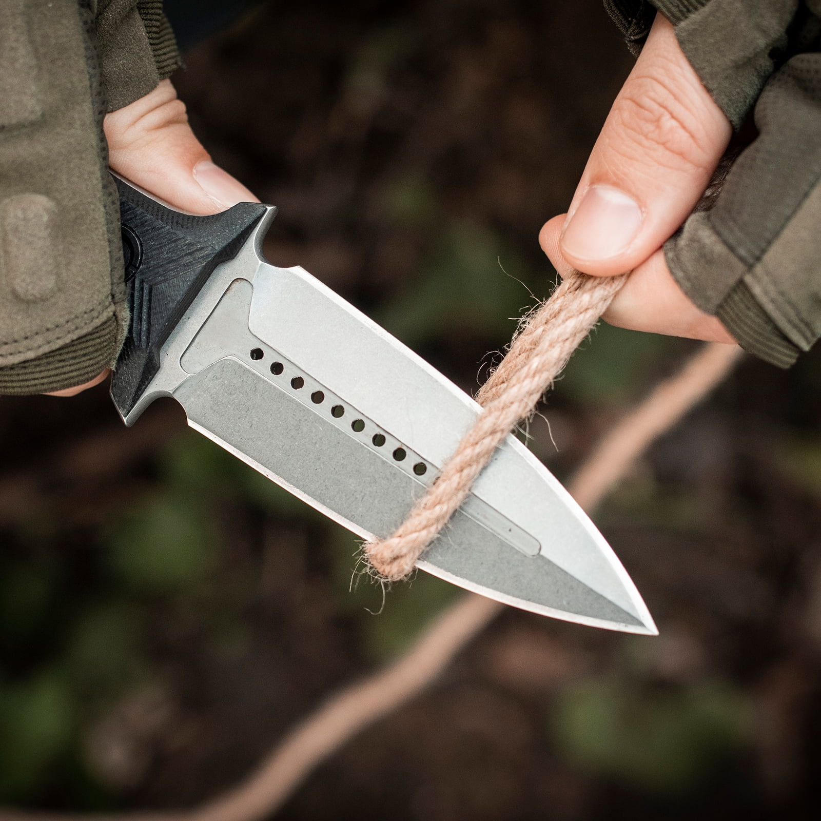 Dispatch 3.8" Fixed Blade Hunting Knife,