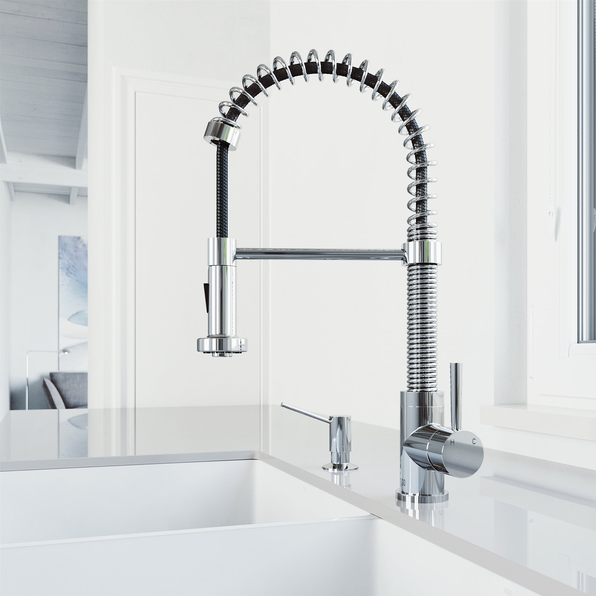 VIGO Braddock Kitchen Soap Dispenser in Chrome