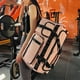 thumbnail image 5 of Bolsa de gimnasio con compartimento para zapatos, gran capacidad, para viajes de negocios y fitness cortos., 5 of 6