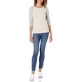 thumbnail image 4 of walmart Essentials Chandail à Col Rond à Manches Longues pour Femmes, Coupe Classique, Toucher Doux, 4 of 7