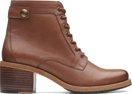 clarks clarkdale tone ankle boot