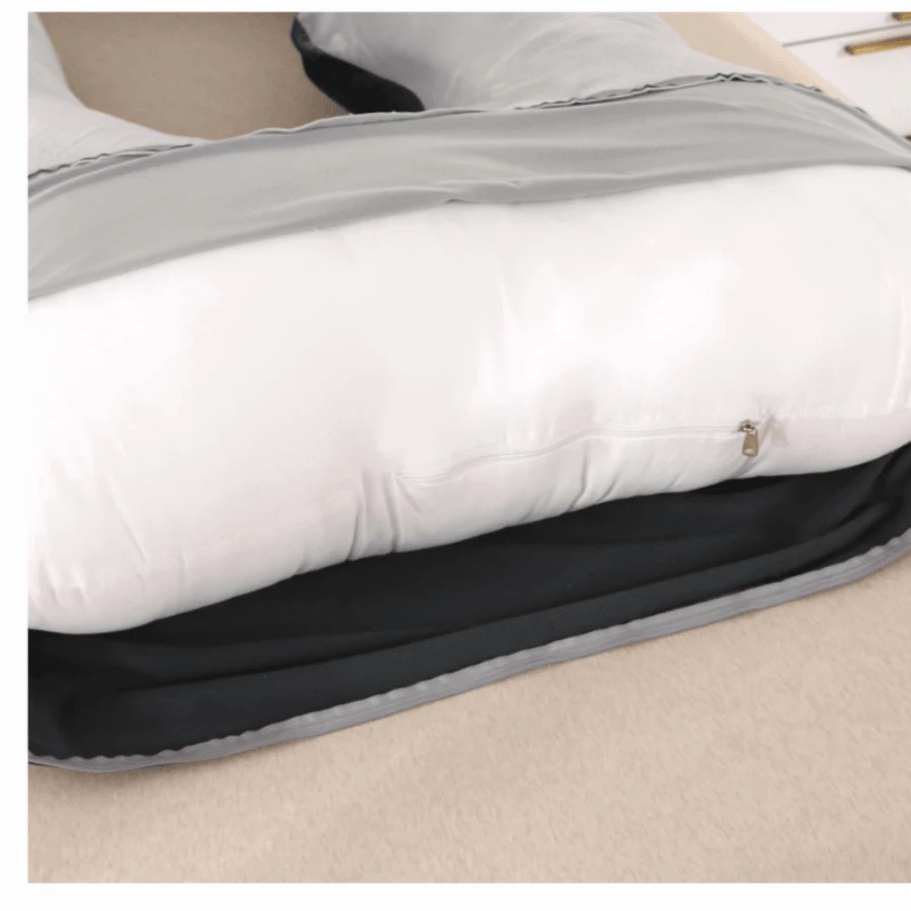Best-selling U-shaped pregnant pillow - promotes side sleeping, supports the waist and abdomen. An essential item for pregnant women when sleeping.