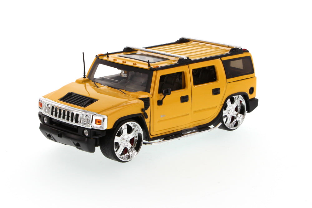 Tracksters Series #1 Hummer H2 Yellow 1:64 Die-Cast Never Opened LE001 