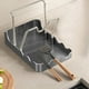 thumbnail image 5 of Organizador de estante para tapas de olla | Ranura en forma de V, diseño antideslizante, recogidor de bandeja de agua – Estantería de encimera de cocina de plástico y acero inoxidable • Gris o, 5 of 6