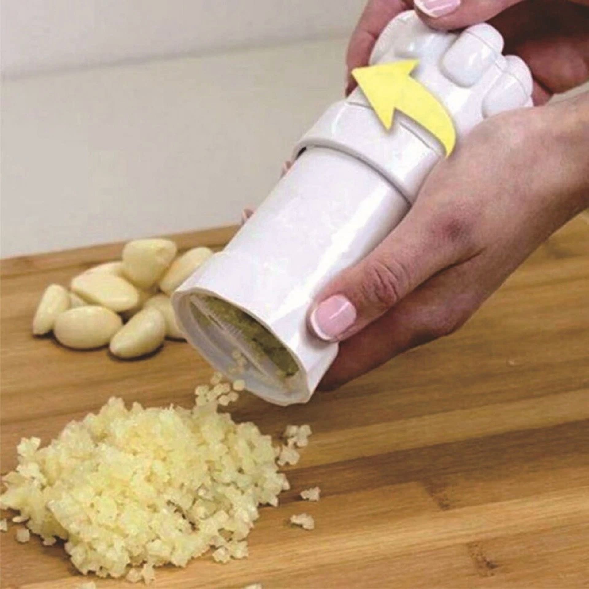 CRESTIN- [Garlic Master] Garlic Press Crusher Squeezer Masher Mincer Manual Kitchen Tool