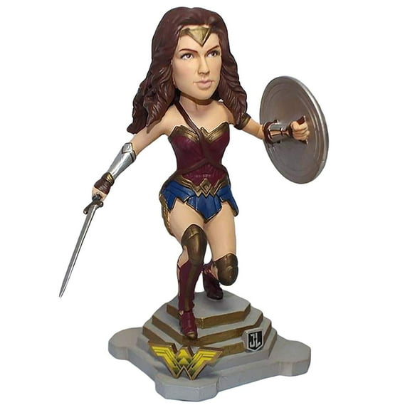 DC Justice League 8 Inch FOCO Resin Bobblehead - Wonder Woman