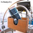 thumbnail image 2 of Guía rápida de accesorios de navegación Radio VHF Marine The Boat Galley, 2 of 9