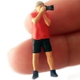 thumbnail image 2 of Figuras pintadas a escala 1/64, maquetas de personas, con set de resina, hechas a mano para Navidad tal como se describe, 2 of 9