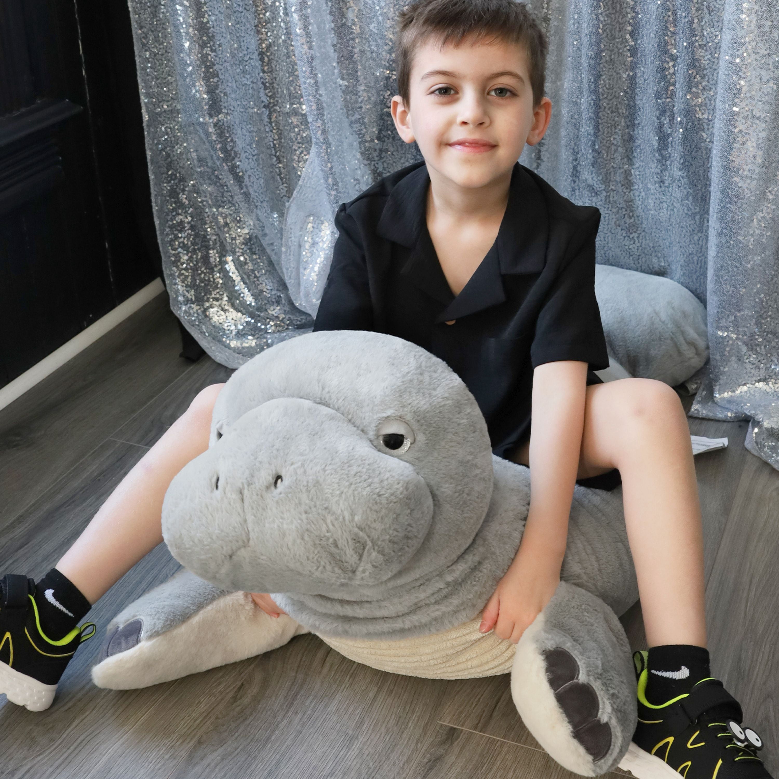 Muiteiur 47.2" Manatee Plush Toy Giant Manatee Stuffed Animal Body Pillow
