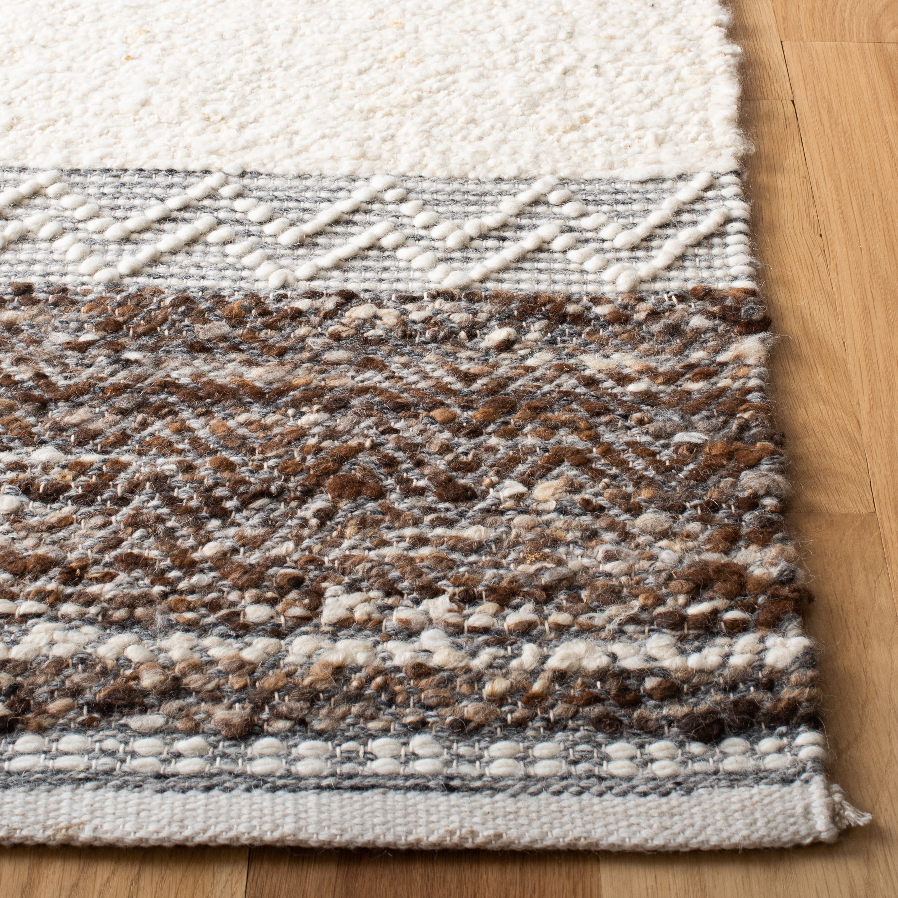 SAFAVIEH Natura Roman Striped Area Rug, Brown/Ivory, 6' x 6' Square