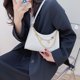 thumbnail image 4 of Bolso de hombro de PU con patrón de cocodrilo retro para mujer, bolso de mano de color puro (blanco) Tmvgtek Para estrenar, 4 of 9