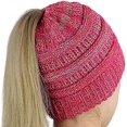 thumbnail image 1 of Gorro de invierno de punto para mujer con agujero para cola de caballo, 1 of 3