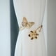 thumbnail image 5 of Hebilla decorativa de cortina de mariposa metálica | Diseño de hueco de flores Oro Plata | 4,2 x 3,9 in | Elegante amarre para cortinas de casa | Acabado pulido y resistente, 5 of 6