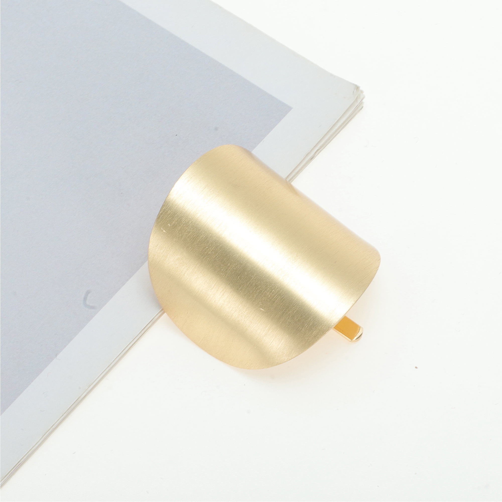 Unique Bargains Matte Ponytail Buckle Hair Clip for Women for Everyday Use Gold Tone