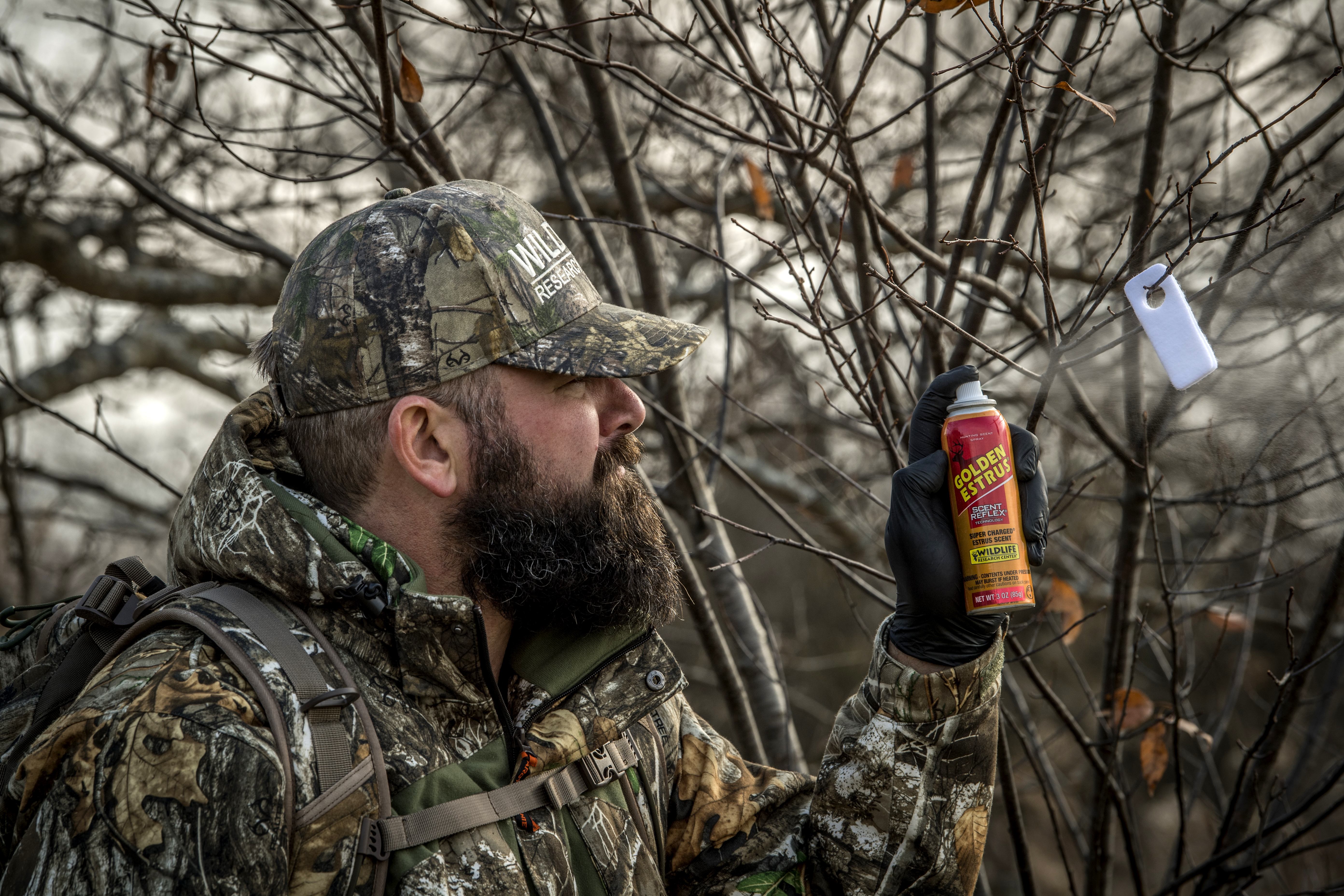 Wildlife Research Center, Golden Doe with Scent Reflex Spray Can 3 oz doe urine scent