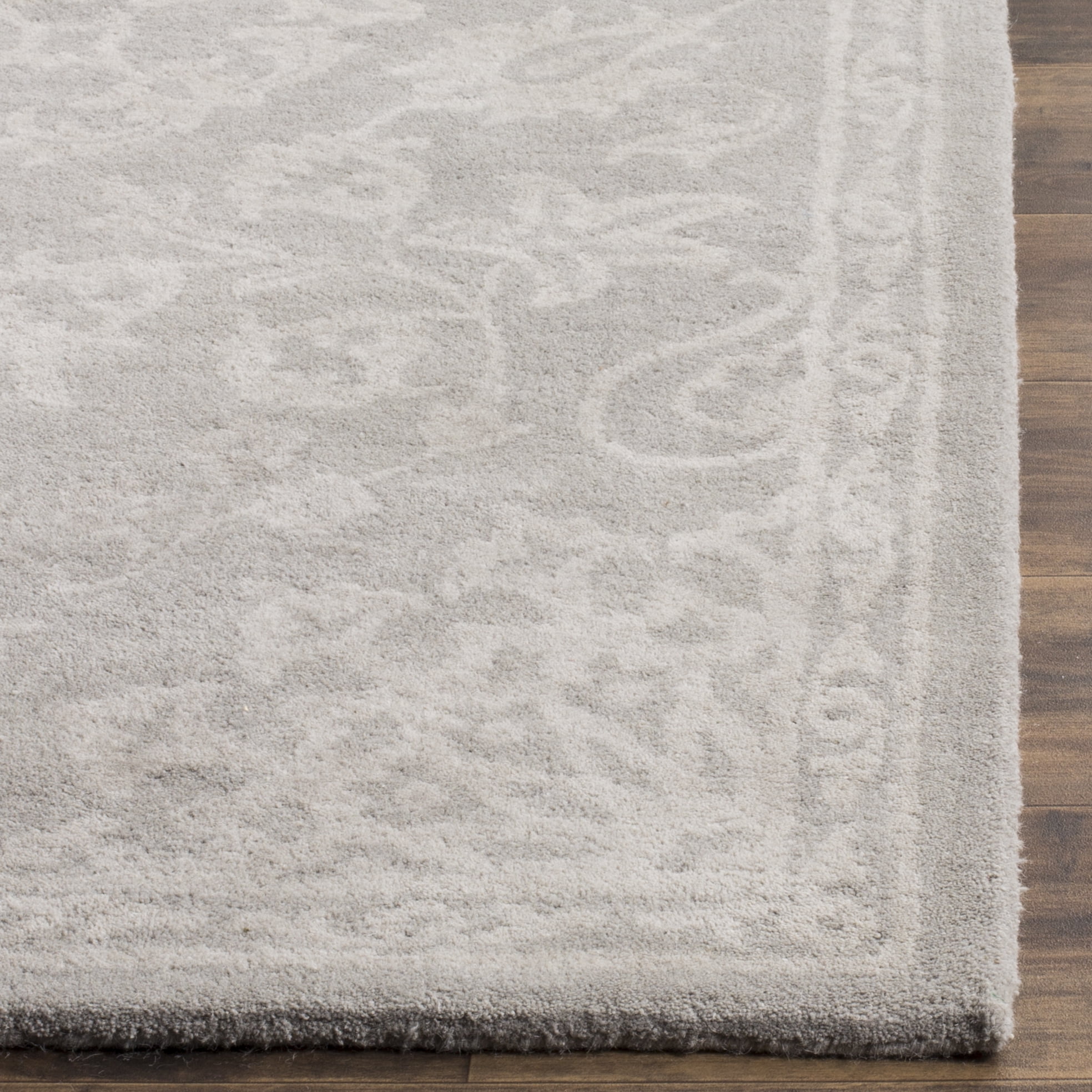 SAFAVIEH Bella Oliver Floral Wool Area Rug, Grey/Silver, 3' x 3' Round
