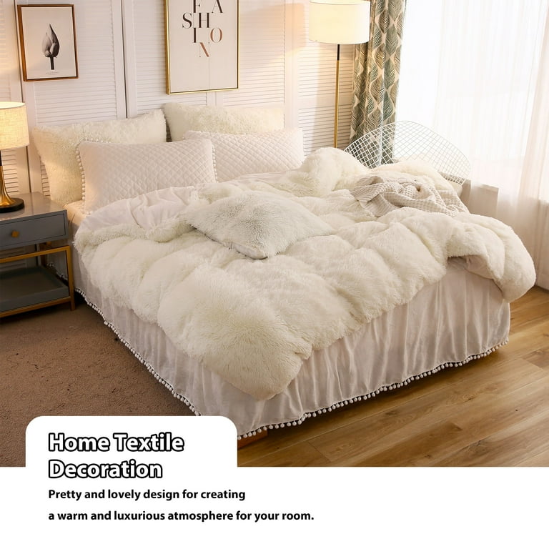 LIFEREVO Cream Faux Fur Pillow Shams Decorative Square Throw Pillow Cover 18 x 18