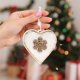 thumbnail image 1 of Adornos navideños, adornos navideños, regalos navideños, adorno navideño de madera dorada, árbol de Navidad, estrella, corazón, copo de nieve de terciopelo, decoración festiva, accesorios colgantes, l, 1 of 6