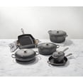 thumbnail image 2 of Cacerola Le Creuset de hierro fundido esmaltado Signature de 2,25 L, 2 of 5