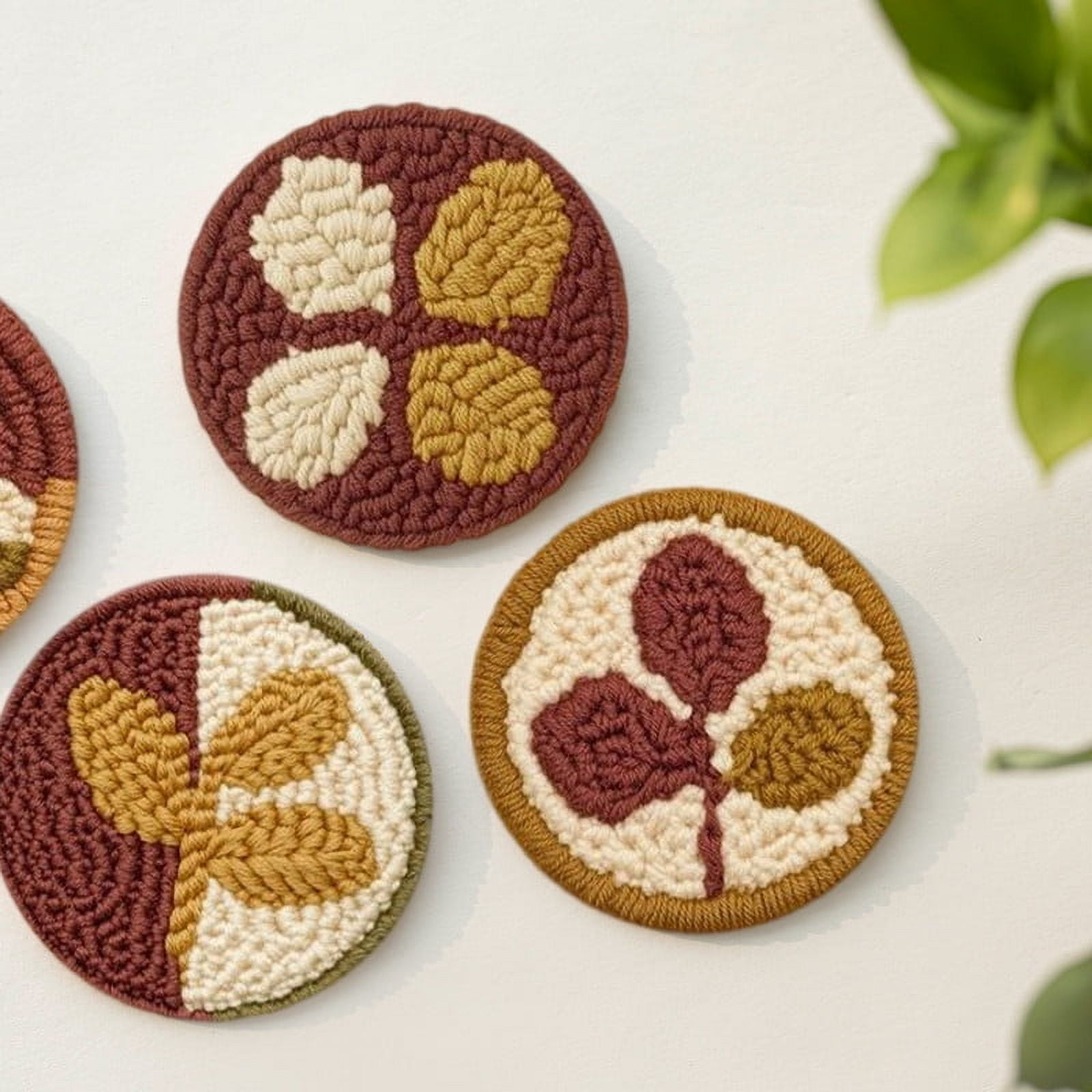 Flowers and Leaves Punch Needle Coasters Kit,6-pattern punch needle Needle Coasters Kit ,Punch Art for Beginners,Suitable for Home Decoration