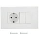 thumbnail image 2 of Socador de Adaptador de Enchufe Montado en la Pared de Salida Única Conchufe de Doble Switchgb, 2 of 7