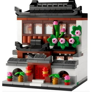 LEGO Houses of the World 4 Interlocking Block Building Set, 318 Count