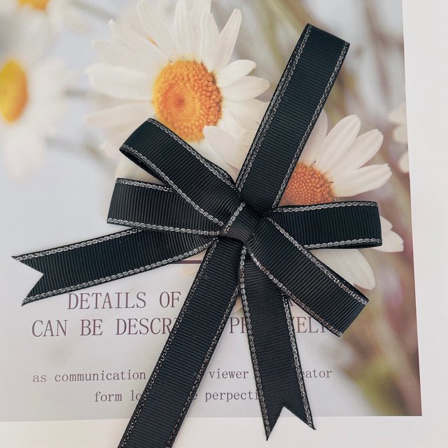 Hoja de aromaterapia, arco colgante para automóvil, arco de salida de aire para automóvil, decoración para automóvil, diseño versátil, material portátil y duradero.