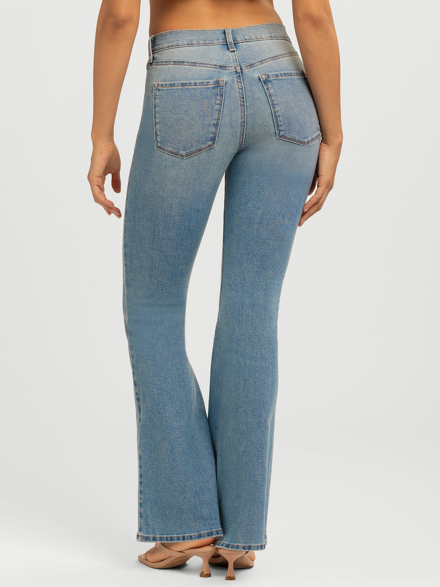 Jessica Simpson Women's and Women's Plus Daisy Fitted Flare Jeans, 30.5", 32.5", and 34.5" Inseams, Sizes 2-26W