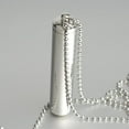 thumbnail image 4 of Colgante de cápsula de ceniza de urna Hugo, 4 of 9