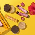 thumbnail image 4 of Calcetines para el cuidado de los labios, regalos de Navidad de Burt's Bees, 4 of 9