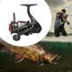 thumbnail image 5 of Carretes 5: 1 Rueda de carrete de fundición metálica Accesorios de aparejos de aleación para río, mar, caña de de corriente 106 × 105 mm DYNWAVEMX Carrete de pesca, 5 of 8