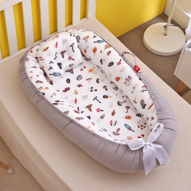 Soft and Comfortable Newborn Bed Crib Removable Baby Sleeping Nest for