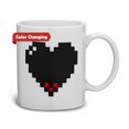 thumbnail image 1 of Taza Kikkerland Pixel Heart Morphing de 325 ml que cambia de color, 1 of 6