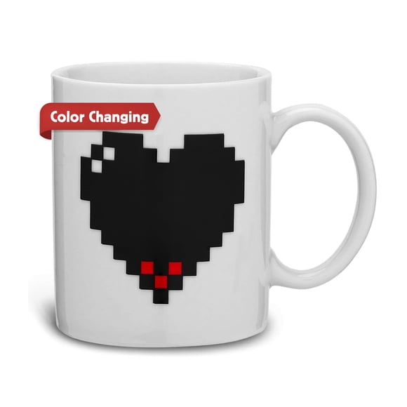 Taza Kikkerland Pixel Heart Morphing de 325 ml que cambia de color