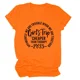 thumbnail image 3 of Camiseta holgada de manga corta con cuello redondo y diseño de cuello redondo para mujer, estilo informal, con la frase "Girls Trips Cheaper Than Letters", 3 of 4