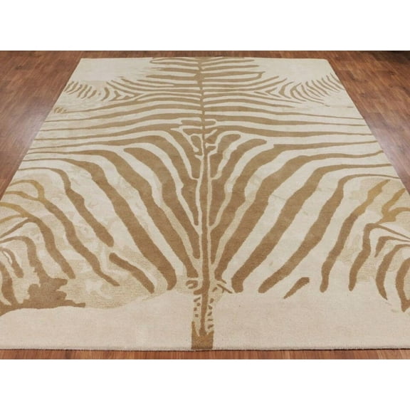 Handmade rug with Tiger print, made with wool