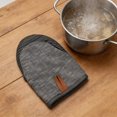 thumbnail image 4 of Manoplas de silicona aptas para uso alimentario, resistentes al calor, con agarre ergonómico, para cocina, repostería, cocina, microondas, antiquemaduras, fáciles de limpiar, 4 of 6