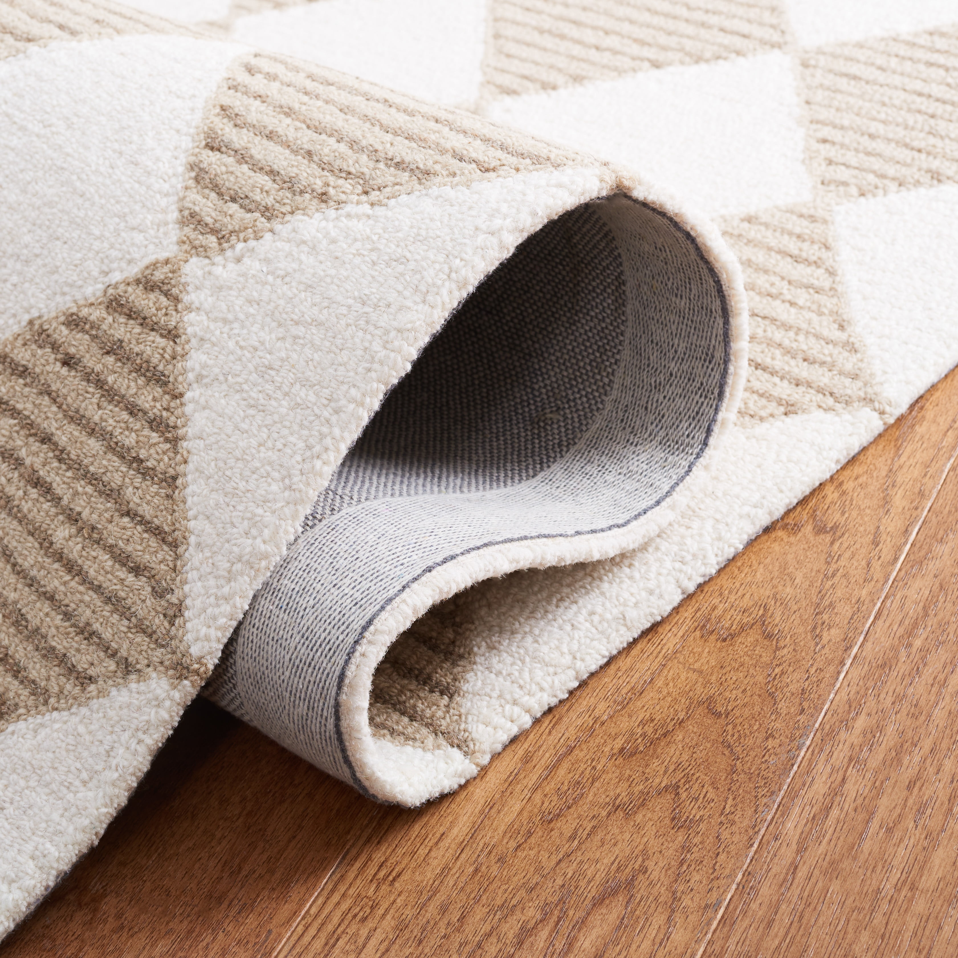 SAFAVIEH Martha Stewart Micro Loop Area Rug, Natural/Beige, 4' x 6'